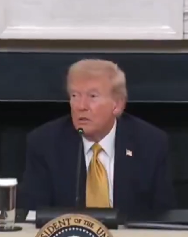 Imagen de Trump responde a la respuesta de Putin de que Rusia es inmune a las sanciones Americanas:
Estoy feliz que se sienta así, que bueno. A ver si en seis meses dice lo mismo!!.